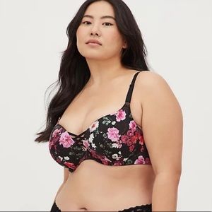 Torrid Push-Up Plunge XO 360° Back Smoothing Black & Pink Floral NWT